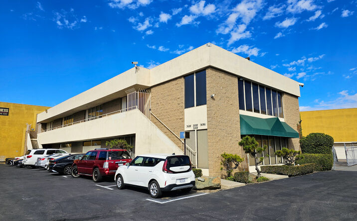 Pictures of Office property located at 3690 Midway Dr, San Diego, CA 92110 for lease - image #1