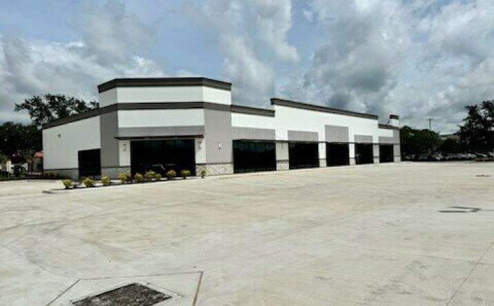 Pictures of Retail property located at 525 Orchard St, Webster, TX 77598 for lease - image #1