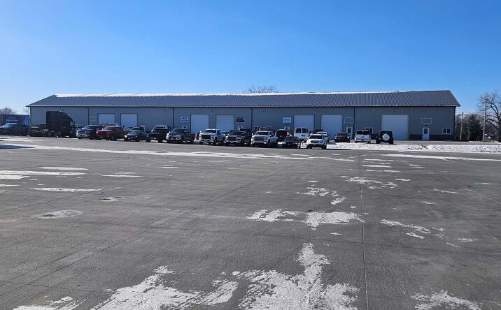 Pictures of Industrial property located at 4475 NE 3rd St, Building C, Des Moines, IA 50313 for lease - image #1