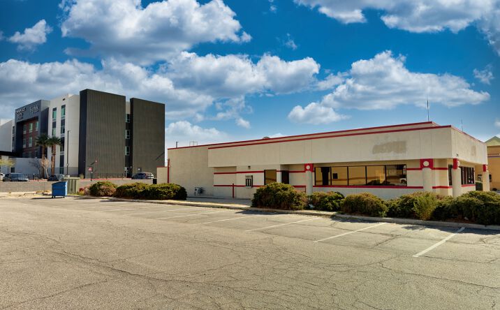 Pictures of Retail, Restaurant property located at 2791 Lenwood Rd, Barstow, CA 92311 for lease - image #1