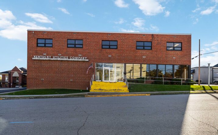 Pictures of Office property located at 198 W Broadway St, Danville, KY 40422 for lease - image #1