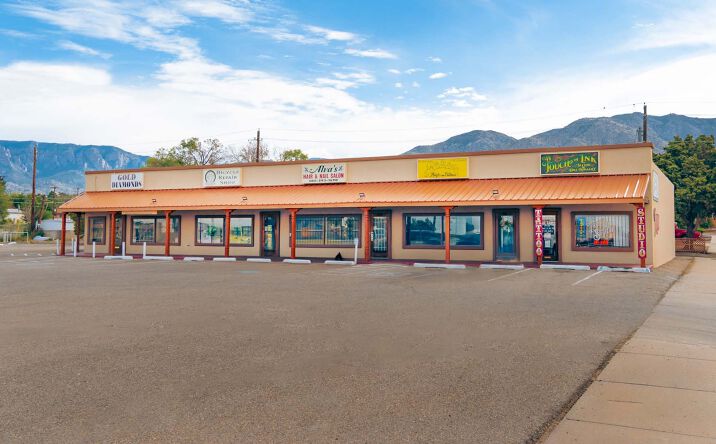 Pictures of Retail property located at 2508 Juan Tabo Blvd NE, Albuquerque, NM 87112 for lease - image #1