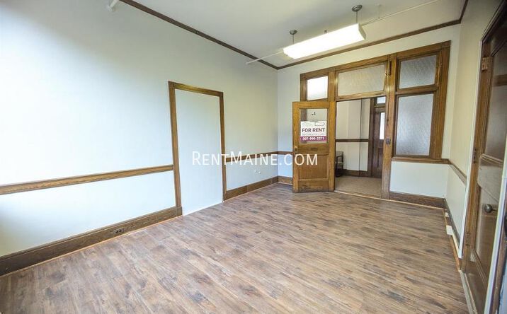Pictures of Retail property located at 61 Main St, Bangor, ME 04401 for lease - image #1