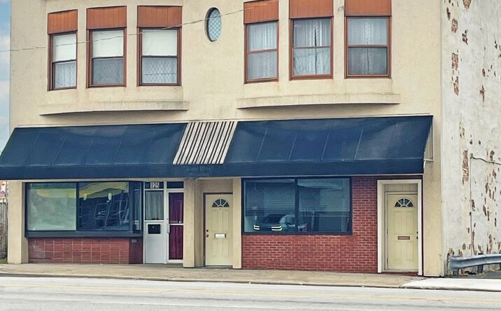 Pictures of Retail property located at 125 N Main St, Elkhart, IN 46516 for lease - image #1