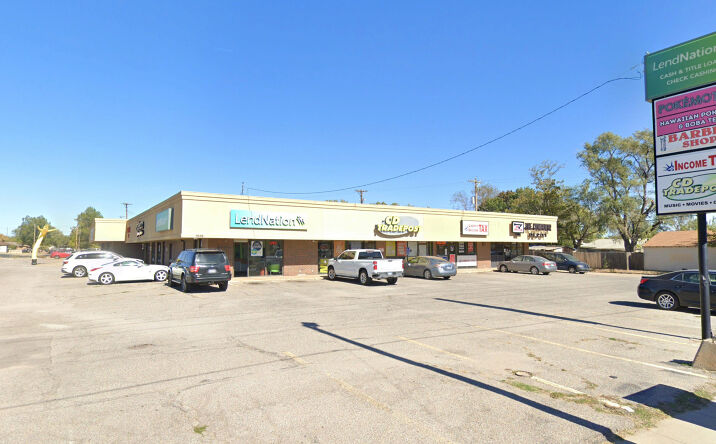 Pictures of Retail property located at 1002 - 1040 West Pawnee Street, Wichita, KS 67213 for lease - image #1