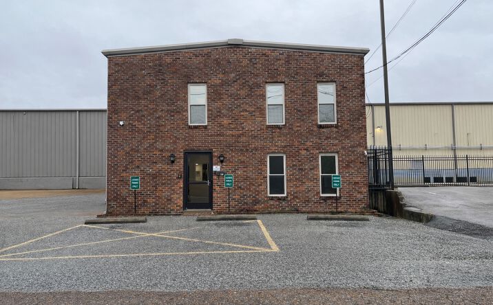 Pictures of Industrial property located at 432 N Royal St (Truck Shop), Jackson, TN 38301 for lease - image #1
