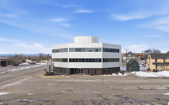 Pictures of Office property located at 403 4th St NW, Bemidji, MN 56601 for lease - image #1