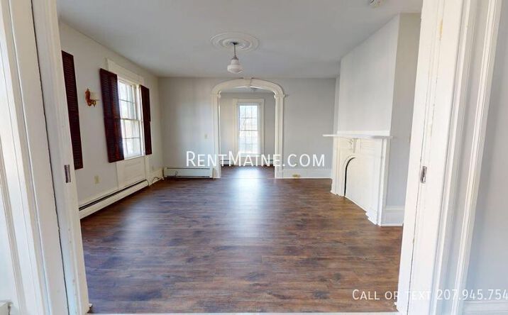 Pictures of Retail property located at 67 Pine St, Bangor, ME 04401 for lease - image #1