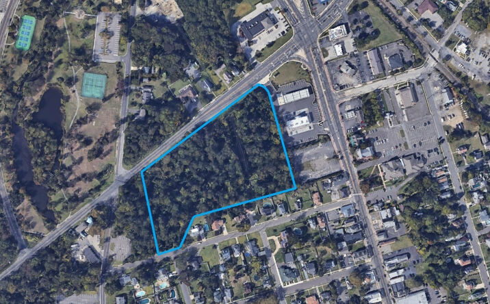 Pictures of Land property located at 76 Cross Keys Road, Berlin, NJ 08009 for lease - image #1
