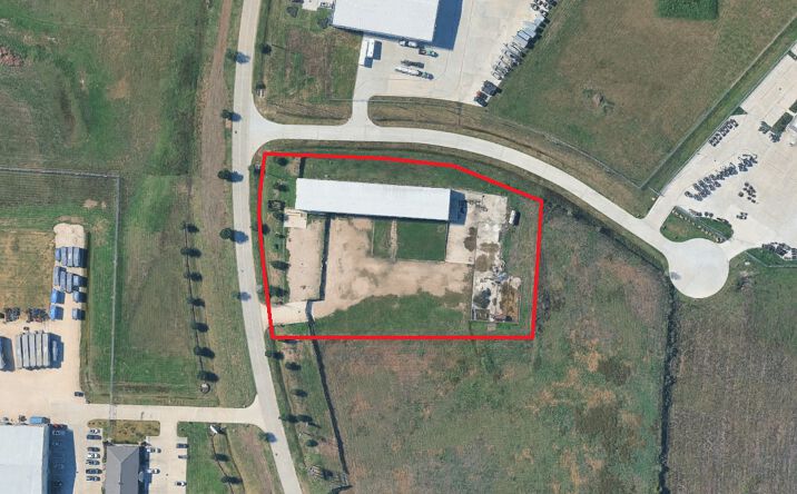 Pictures of Industrial, Office, Land property located at 3553 Kilgore Parkway, Baytown, TX 77523 for lease - image #1