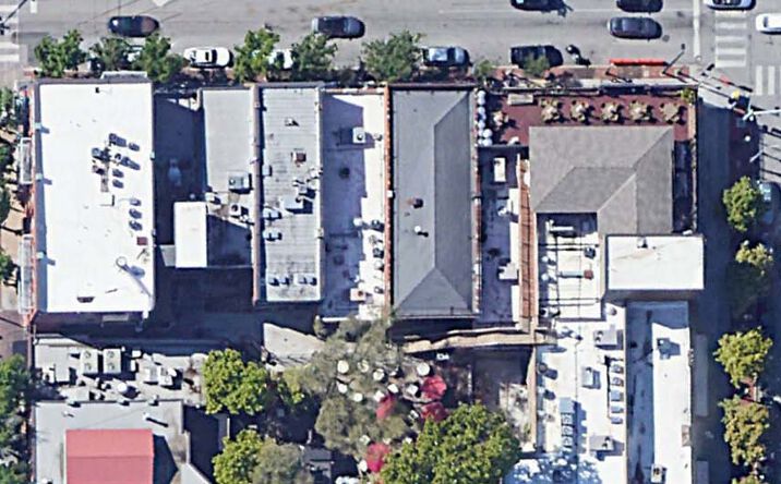 Pictures of Office property located at 423 Westport Road, Kansas City, MO 64111 for lease - image #1