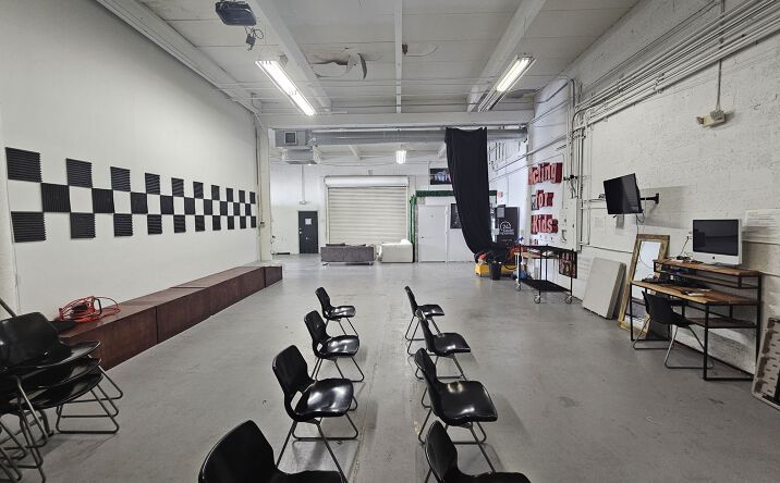 Pictures of Office, Industrial property located at 6454 NE 4th Ave, Miami, FL 33138 for lease - image #1