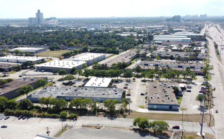 Pictures of Office, Industrial property located at 1450 W Sam Houston Pkwy N, Houston, TX 77043 for lease - image #1