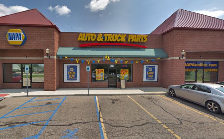 Pictures of Retail property located at 1820 Perry St, Pontiac, MI 48340 for lease - image #1