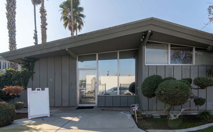 Pictures of Retail, Office property located at 2323 E St, Bakersfield, CA 93301 for lease - image #1