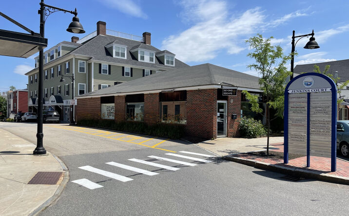 Pictures of Retail, Office property located at 54 Main St, Durham, NH 03824 for lease - image #1
