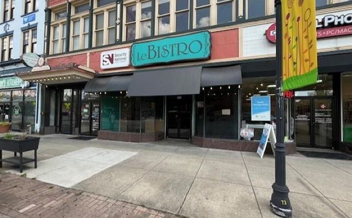 Pictures of Restaurant property located at 905 3rd Ave, Huntington, WV 25701 for lease - image #1