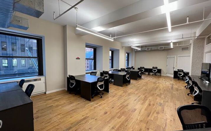 Pictures of Office property located at Broad St, BOWLING GREEN, NY 10004 for lease - image #1