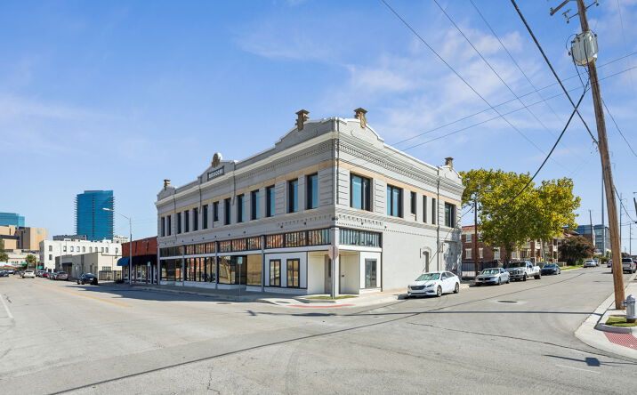 Pictures of Office, Retail property located at 217 S Jennings St, Fort Worth, TX 76104 for lease - image #1