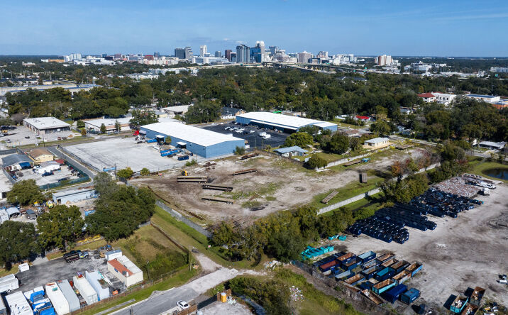 Pictures of Industrial property located at 1010 Grand St, Orlando, FL 32805 for lease - image #1