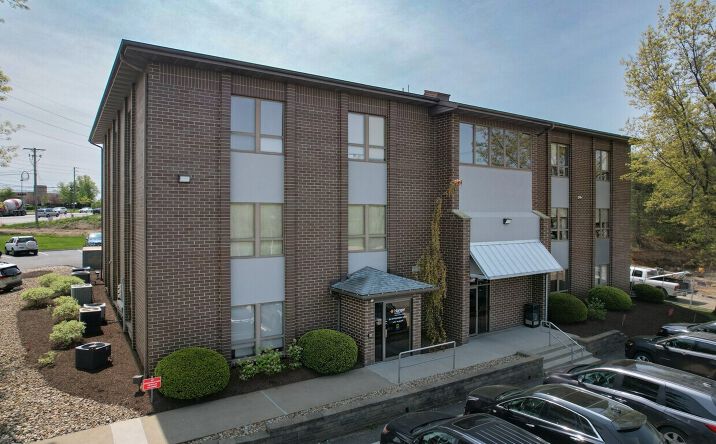 Pictures of Office property located at 20421 Perry Hwy, Cranberry Township, PA 16066 for lease - image #1