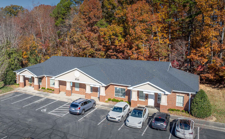 Pictures of Office property located at 9715 Northeast Pkwy, Matthews, NC 28105 for lease - image #1