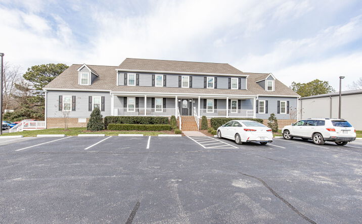 Pictures of Office property located at 10810 Hasty Ln, Midlothian, VA 23112 for lease - image #1