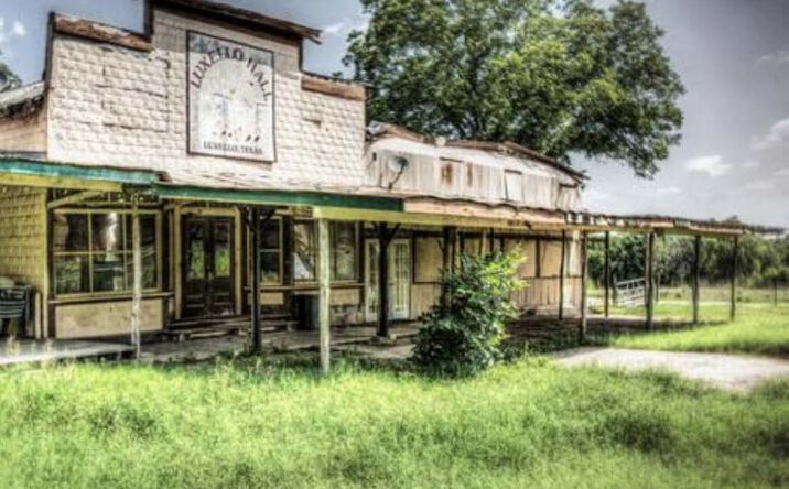 Pictures of Retail property located at 8640 E Evans Rd, San Antonio, TX 78266 for lease - image #1