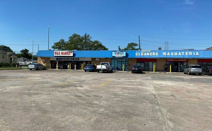 Pictures of Retail property located at 8104 W Tidwell Rd, Houston, TX 77040 for lease - image #1