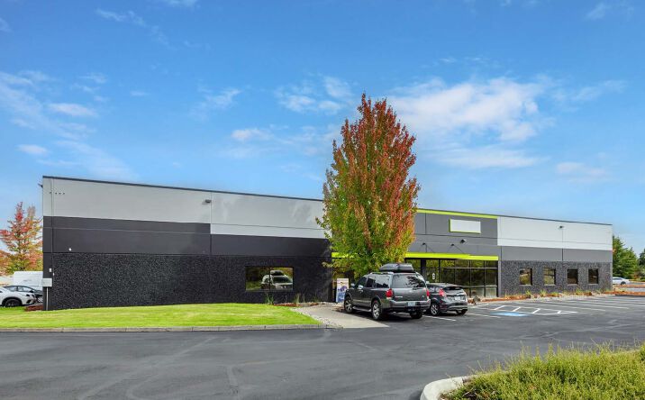 Pictures of Industrial property located at 10950-11000 Sw 11 th St, Beaverton, OR 97005 for lease - image #1
