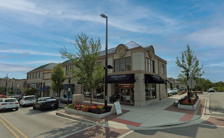 Pictures of Retail property located at 144 W Jefferson Ave, Naperville, IL 60540 for lease - image #1