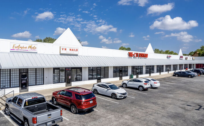 Pictures of Retail property located at 8021 Farm-To-Market Road 78, San Antonio, TX 78109 for lease - image #1