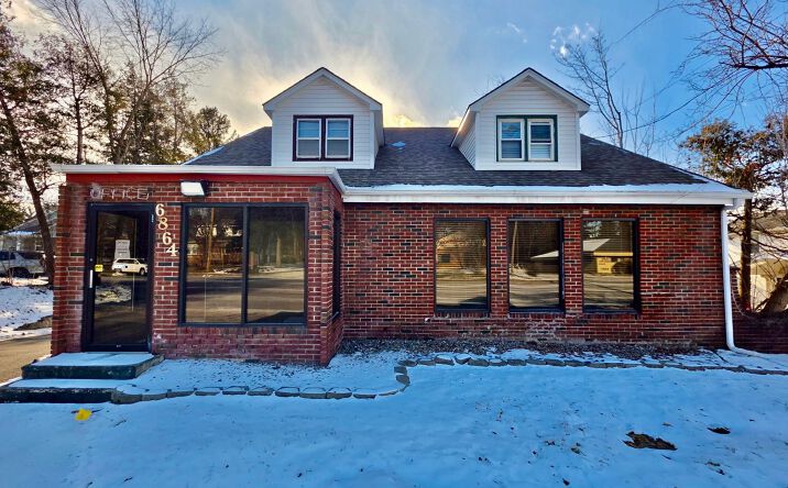 Pictures of Office property located at 6864 E Genesee St, Fayetteville, NY 13066 for lease - image #1
