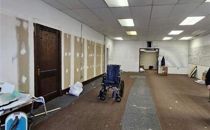 Pictures of Special Purpose, Retail property located at 3974 Amboy Road, Staten  Island, NY 10308 for lease - image #1