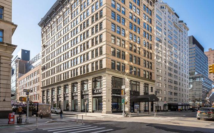 Pictures of Retail property located at 71 5th Ave, New York, NY 10003 for lease - image #1