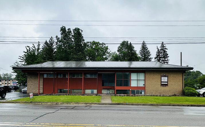 Pictures of Office, Retail property located at 3911 W Michigan Avenue, Lansing, MI 48917 for lease - image #1