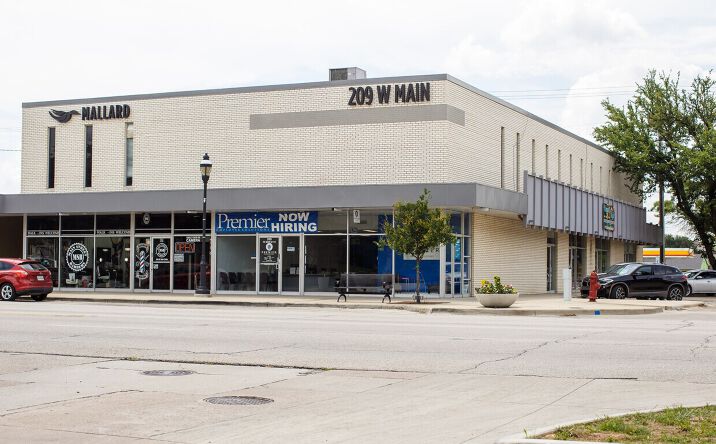 Pictures of Retail, Office property located at 209 W Main St, Grand Prairie, TX 75050 for lease - image #1