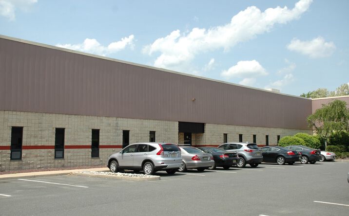 Pictures of Industrial property located at 185 Industrial Pkwy, Branchburg, NJ 08876 for lease - image #1