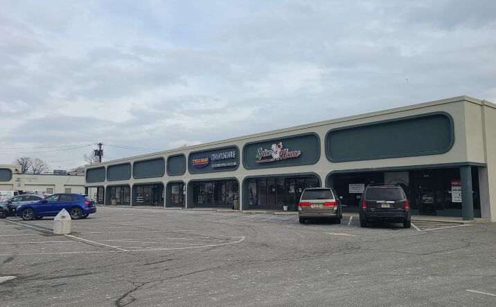 Pictures of Retail property located at 2054 Route 27 Edison, NJ, Edison, NJ 08817 for lease - image #1