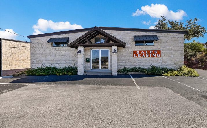 Pictures of Office property located at 1107 Ranch Rd 620 S, Lakeway, TX 78734 for lease - image #1