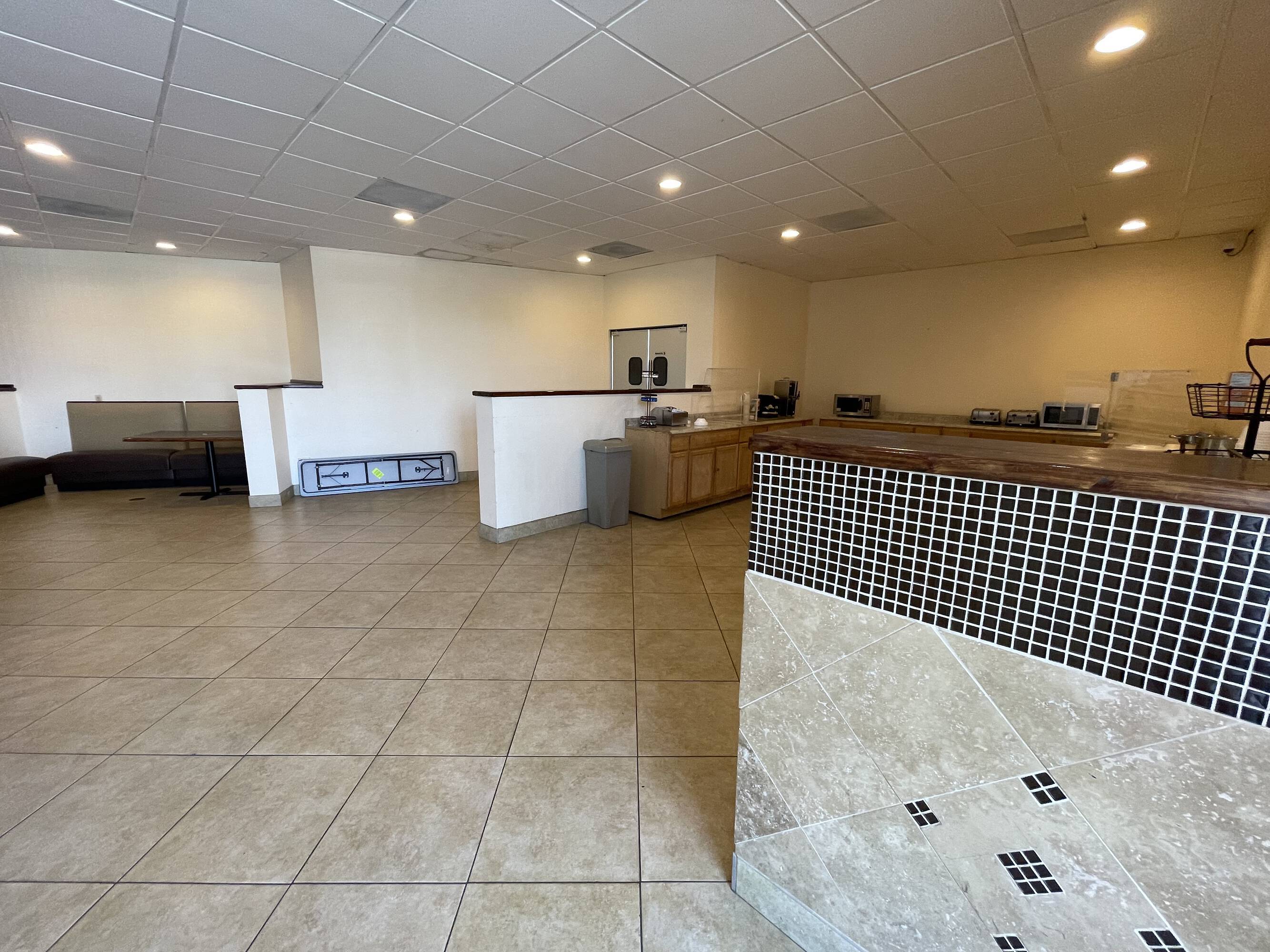 3256801