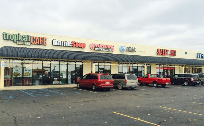 Pictures of Retail property located at 1565 E M 21, Owosso, MI 48867 for lease - image #1