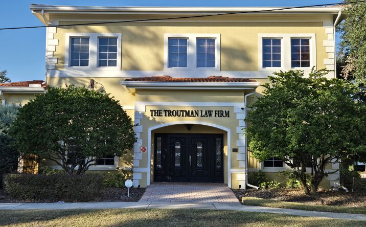 Pictures of Office property located at 1101 N Kentucky Ave, Winter Park, FL 32789 for lease - image #1