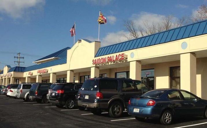 Pictures of Retail, Industrial property located at 2-12 Mayo Rd, Edgewater, MD 21037 for lease - image #1