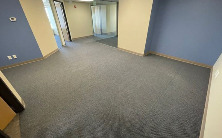 Pictures of Office property located at 3600 S Yosemite St, Denver, CO 80237 for lease - image #1