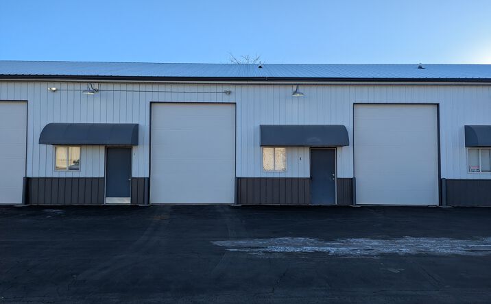 Pictures of Industrial property located at 26416 289th Pl, Adel, IA 50003 for lease - image #1
