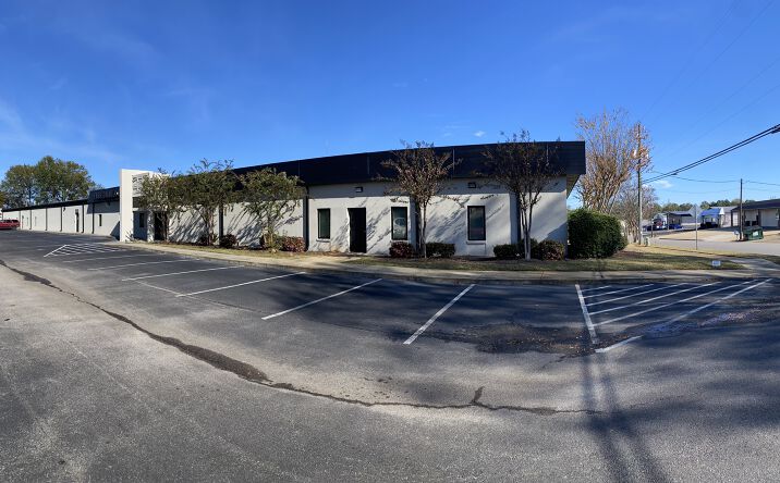 Pictures of Office, Special Purpose property located at 509 Oliver Rd, Montgomery, AL 36117 for lease - image #1
