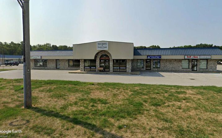 Pictures of Retail property located at 535 W Edison Rd, Mishawaka, IN 46545 for lease - image #1
