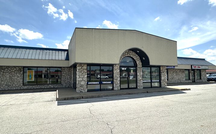 Pictures of Retail property located at 535 W Edison Rd, Mishawaka, IN 46545 for lease - image #1