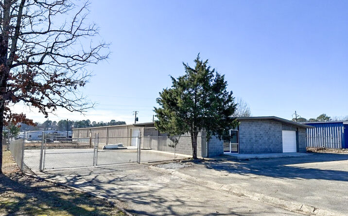 Pictures of Industrial property located at 4501 W 61st St, Little Rock, AR 72209 for lease - image #1
